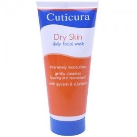 Cuticura-Dry-Skin-Daily-Facial-Wash-in-Pakistan.jpg